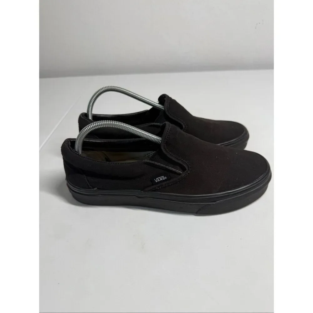 VANS Classic Slip-On Black/ Black Shoes Classic Canvas Women’s Size 8,5 Sneakers